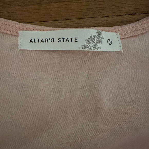 Altar’d State Top - Picture 2 of 4